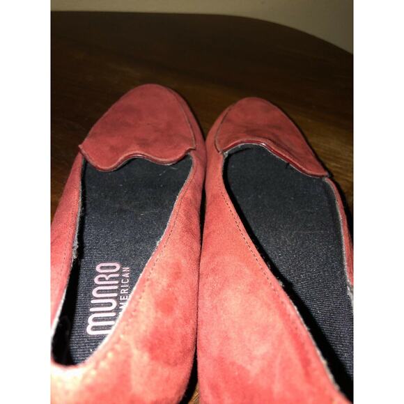 Munro America Cranberry Red Loafers 7M - Picture 4 of 7